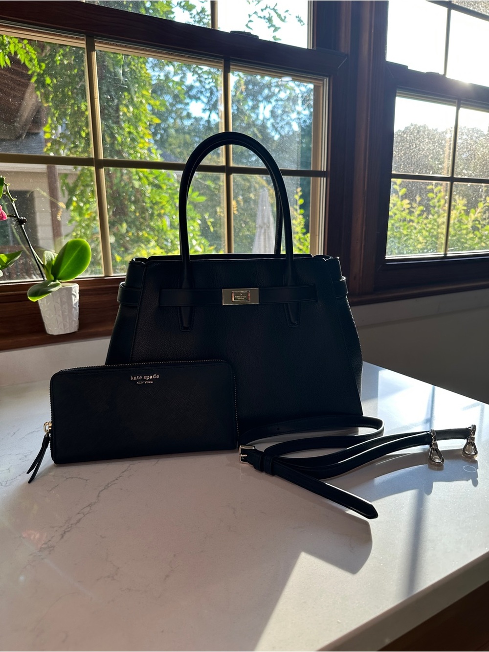 Kate Spade Lucia fine grain leather satchel  with wallet and strap